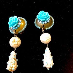 WHITE TURQUOISE NAURAL STONE CLIP ON EARRINGS
